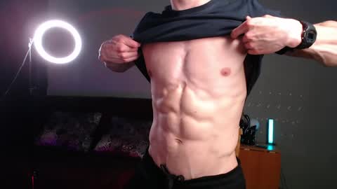 Snapshot of puremenshape chatting on April 25, 2026, 4:37 pm puremenshape online show from April 25, 2026, 4:37 pm