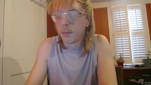 Snapshot of purpleicecream chatting on February 26, 2026, 10:31 pm purpleicecream online show from February 26, 2026, 10:31 pm