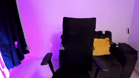 Snapshot of purplemegan chatting on April 6, 2026, 4:46 am MEGANNNN online show from April 6, 2026, 4:46 am