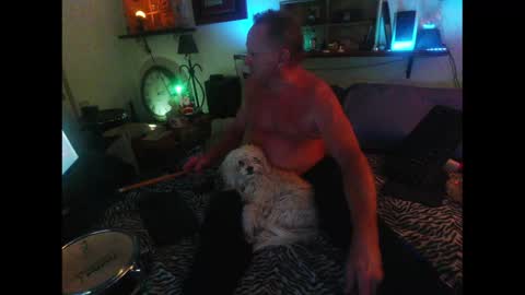 Snapshot of pussyeat2please chatting on December 10, 2024, 11:11 am Rick online show from December 10, 2024, 11:11 am