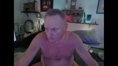 Snapshot of pussyeat2please chatting on January 28, 2025, 3:46 pm Rick online show from January 28, 2025, 3:46 pm