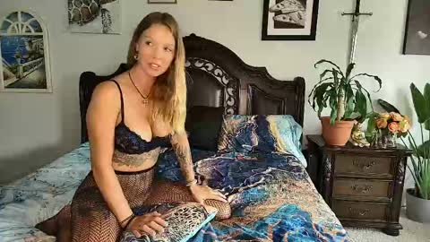 Rachel online show from April 16, 2026, 2:29 pm