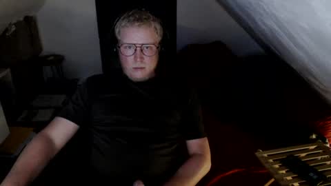 Snapshot of pussylovercb chatting on June 30, 2026, 10:00 pm pussylovercb online show from June 30, 2026, 10:00 pm