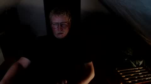 Snapshot of pussylovercb chatting on July 4, 2026, 8:04 pm pussylovercb online show from July 4, 2026, 8:04 pm