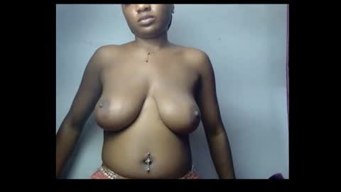 Snapshot of pussyxwetx chatting on February 11, 2026, 3:50 pm pussyxwetx online show from February 11, 2026, 3:50 pm