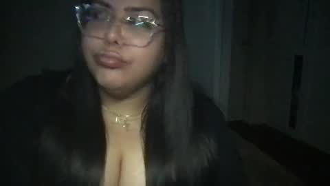 Prettypink Tinyhole online show from December 14, 2024, 7:51 am