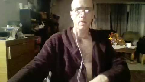 q2phq2ph online show from October 28, 2025, 11:14 am