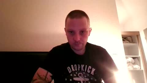 Snapshot of qmshot chatting on October 28, 2025, 5:26 pm qmshot online show from October 28, 2025, 5:26 pm