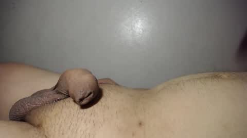 qqqwer21 online show from March 17, 2026, 3:44 am