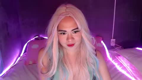 qt_luna18 online show from June 18, 2026, 9:14 am