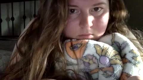 Snapshot of qtmollygirl chatting on February 28, 2025, 12:43 am qtmollygirl online show from February 28, 2025, 12:43 am