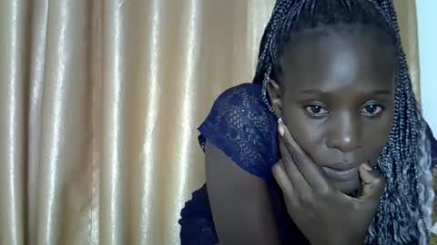 Snapshot of queeen_sly chatting on January 6, 2026, 7:50 pm queeen online show from January 6, 2026, 7:50 pm