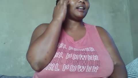 queen2302 online show from March 9, 2026, 7:01 am