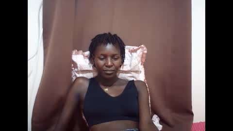 Snapshot of queen_0012 chatting on May 27, 2026, 2:08 am asher online show from May 27, 2026, 2:08 am