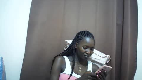 Snapshot of queen_0012 chatting on June 7, 2026, 7:39 pm asher online show from June 7, 2026, 7:39 pm