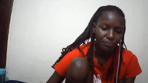 Snapshot of queen_0012 chatting on June 24, 2026, 10:53 pm asher online show from June 24, 2026, 10:53 pm