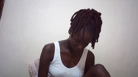 Snapshot of queen_0012 chatting on July 22, 2026, 7:11 am asher online show from July 22, 2026, 7:11 am
