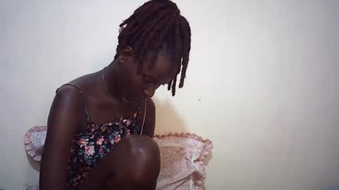 Snapshot of queen_0012 chatting on July 27, 2026, 1:07 pm asher online show from July 27, 2026, 1:07 pm