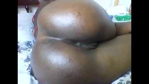 queen_abito online show from January 14, 2025, 5:30 am