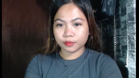 Snapshot of queen_fucker23 chatting on January 18, 2026, 4:55 pm Angel online show from January 18, 2026, 4:55 pm