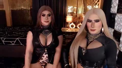 queen_horsecock online show from June 26, 2026, 8:52 am