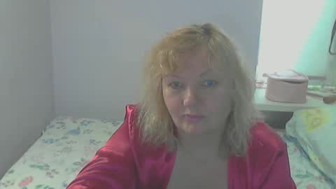 Snapshot of queen_jane8 chatting on May 22, 2026, 11:49 am queen_jane8 online show from May 22, 2026, 11:49 am