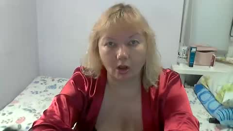 Snapshot of queen_jane8 chatting on June 10, 2026, 2:16 pm queen_jane8 online show from June 10, 2026, 2:16 pm