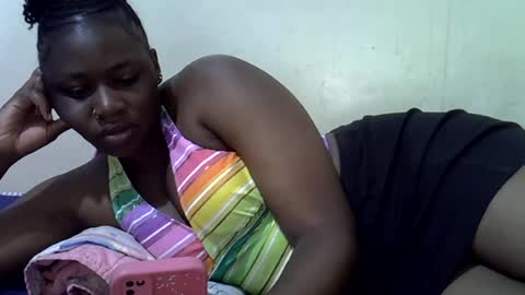queen_leilla online show from July 12, 2026, 3:41 am