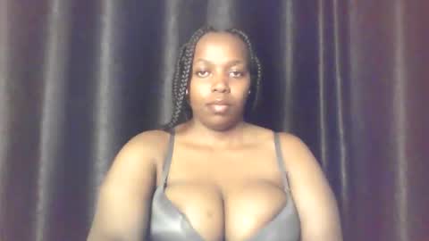 QUEEN online show from March 2, 2026, 11:17 am