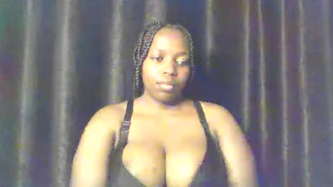 QUEEN online show from March 12, 2026, 4:51 am