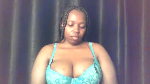 QUEEN online show from March 22, 2026, 1:31 am