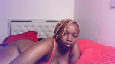 QUEEN online show from April 6, 2026, 5:30 am