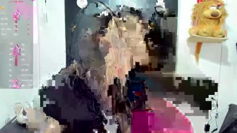 Snapshot of queen_natttyy chatting on December 4, 2024, 1:36 am queen_natttyy online show from December 4, 2024, 1:36 am