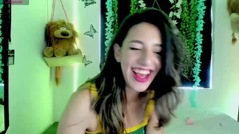 queen_natttyy online show from April 22, 2026, 2:29 pm