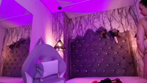 Snapshot of queen_nyxx chatting on May 27, 2026, 2:08 am QueenNyx online show from May 27, 2026, 2:08 am