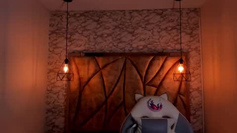   online show from February 6, 2025, 11:54 am