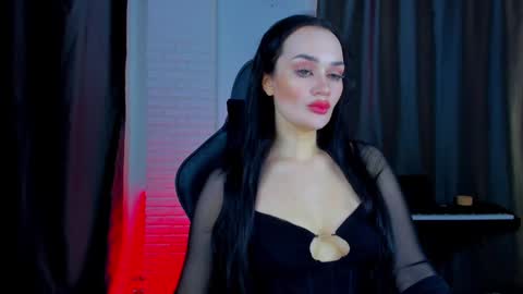 Snapshot of queenaliss chatting on February 4, 2025, 7:51 am Your world and the universe Aliss online show from February 4, 2025, 7:51 am