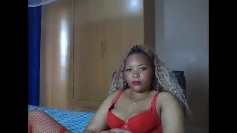 Snapshot of queenbebony2 chatting on April 7, 2026, 6:14 am Queenbebony2 online show from April 7, 2026, 6:14 am