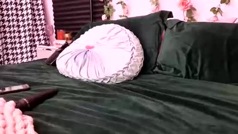 Queen De La Ranch online show from November 6, 2025, 7:59 pm