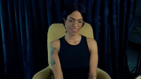 Snapshot of queendom_ing chatting on January 18, 2025, 2:25 am Sweet Goddess online show from January 18, 2025, 2:25 am