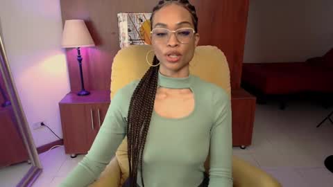Snapshot of queendom_ing chatting on February 4, 2025, 6:17 pm Sweet Goddess online show from February 4, 2025, 6:17 pm