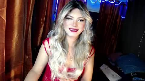 Snapshot of queenfcker1st chatting on July 11, 2026, 8:17 am Be my property Sabrina online show from July 11, 2026, 8:17 am