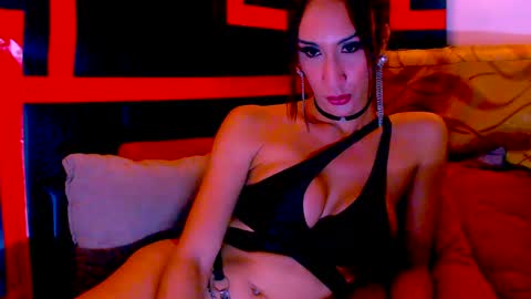 LadyAlpa online show from December 30, 2024, 8:04 pm