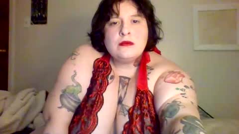 Snapshot of queenjezabel444 chatting on December 15, 2024, 1:35 am QueenJezabel online show from December 15, 2024, 1:35 am