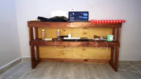 Nina online show from October 16, 2025, 7:09 am