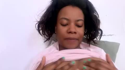 Kourtney online show from November 10, 2025, 7:35 pm