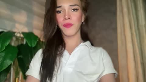 QUEEN online show from September 30, 2025, 6:51 am