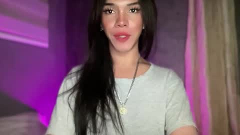 Snapshot of queenn_xxx chatting on April 12, 2026, 2:11 pm QUEEN online show from April 12, 2026, 2:11 pm