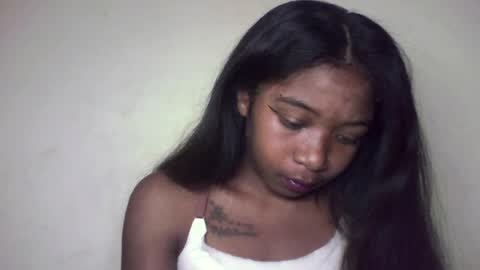 Snapshot of queennaya chatting on July 24, 2026, 5:44 pm queennaya online show from July 24, 2026, 5:44 pm
