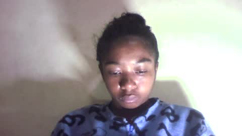 Snapshot of queennaya chatting on August 1, 2026, 10:41 pm queennaya online show from August 1, 2026, 10:41 pm